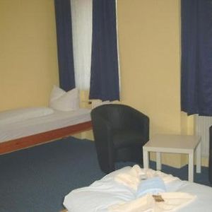 Dreibettzimmer